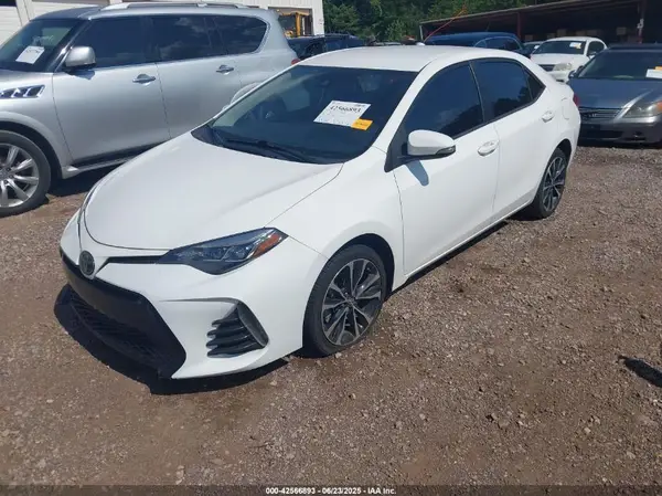 5YFBURHE5KP902587 2019 TOYOTA COROLLA - Image 2
