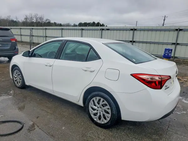 5YFBURHE5KP906641 2019 TOYOTA COROLLA - Image 2