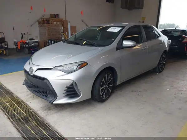 5YFBURHE5KP906882 2019 TOYOTA COROLLA - Image 2