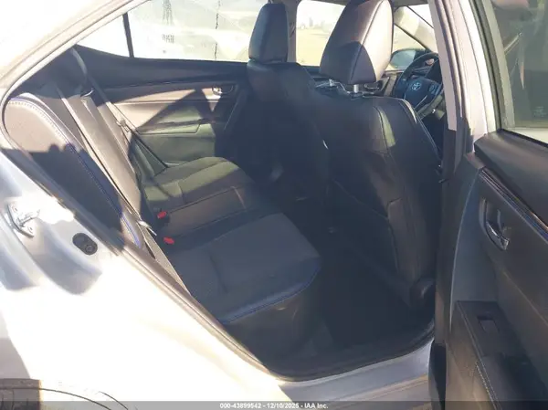 5YFBURHE5KP910379 2019 TOYOTA COROLLA - Image 8