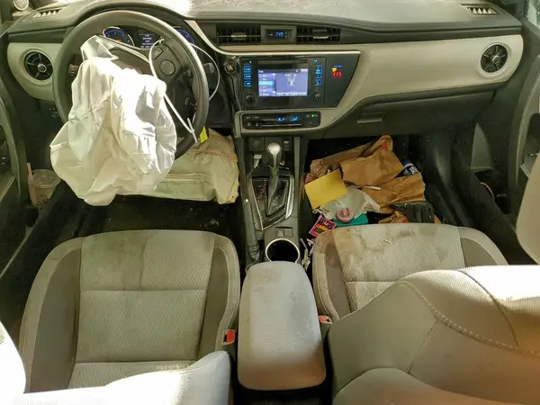 5YFBURHE5KP913699 2019 TOYOTA COROLLA - Image 8