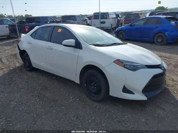 5YFBURHE5KP914089 2019 TOYOTA COROLLA - Image 1
