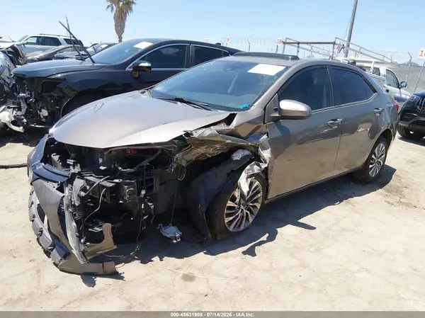 5YFBURHE5KP914433 2019 TOYOTA COROLLA - Image 2