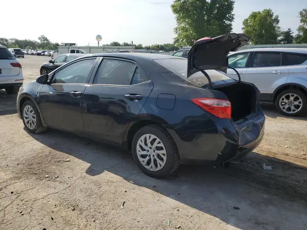 5YFBURHE5KP915615 2019 TOYOTA COROLLA - Image 2