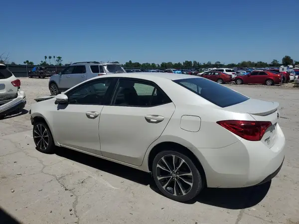 5YFBURHE5KP916683 2019 TOYOTA COROLLA - Image 2
