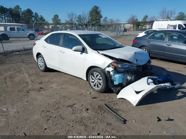 5YFBURHE5KP917817 2019 TOYOTA COROLLA - Image 1