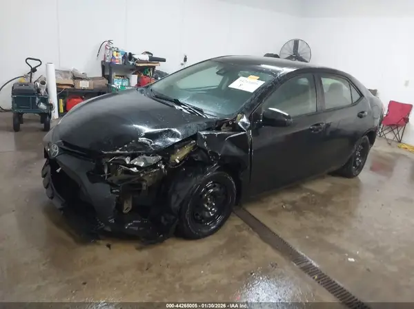 5YFBURHE5KP927456 2019 TOYOTA COROLLA - Image 2