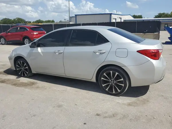 5YFBURHE5KP929854 2019 TOYOTA COROLLA - Image 2