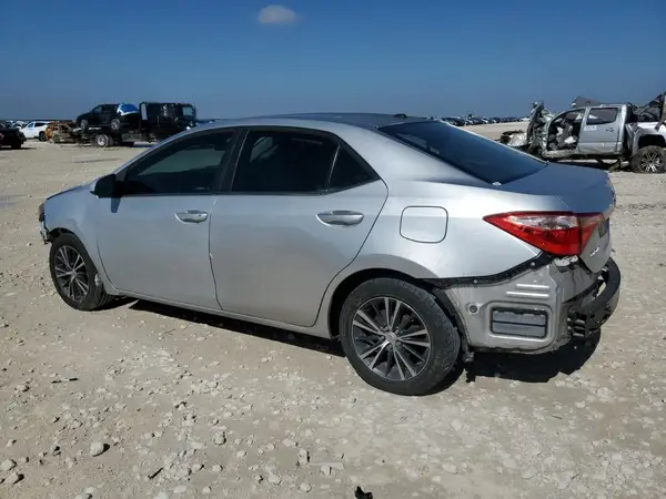 5YFBURHE5KP936819 2019 TOYOTA COROLLA - Image 2