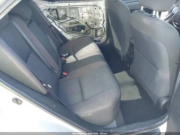 5YFBURHE5KP941292 2019 TOYOTA COROLLA - Image 8