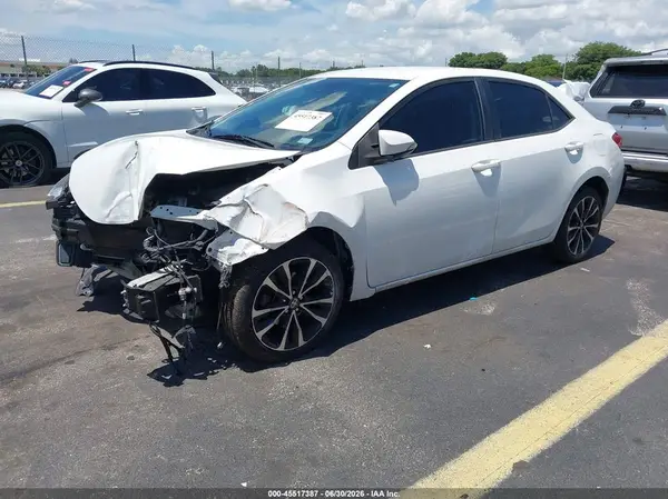 5YFBURHE5KP942040 2019 TOYOTA COROLLA - Image 2