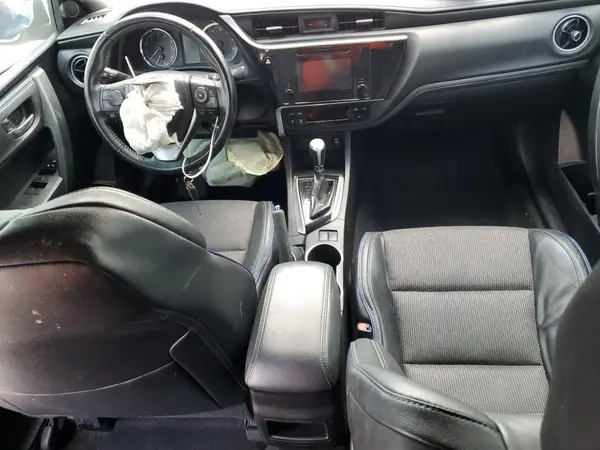 5YFBURHE5KP945021 2019 TOYOTA COROLLA - Image 8