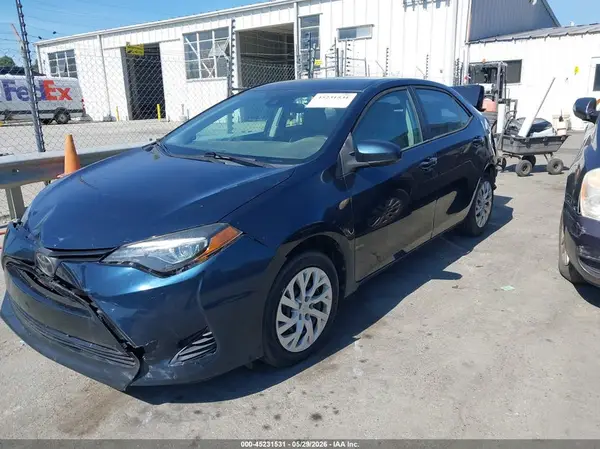5YFBURHE5KP945164 2019 TOYOTA COROLLA - Image 2
