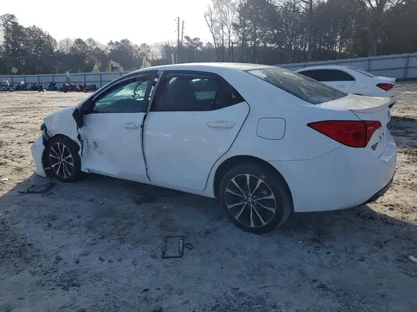 5YFBURHE5KP946122 2019 TOYOTA COROLLA - Image 2