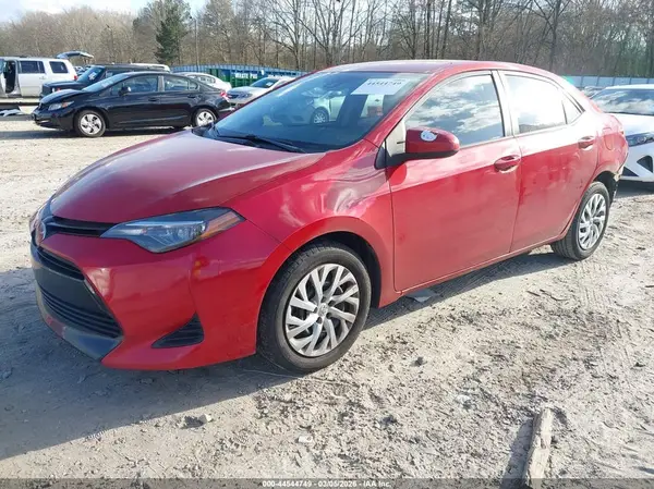 5YFBURHE5KP947934 2019 TOYOTA COROLLA - Image 2