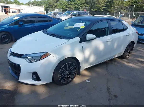 5YFBURHE6GP370807 2016 TOYOTA COROLLA - Image 2