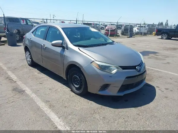 5YFBURHE6GP373822 2016 TOYOTA COROLLA - Image 1