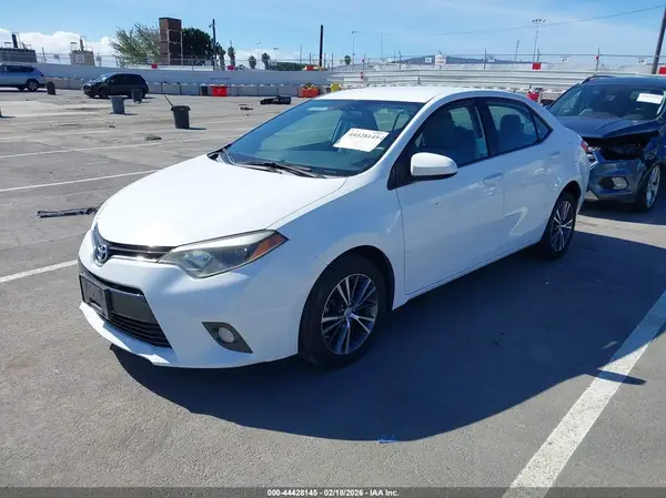 5YFBURHE6GP382150 2016 TOYOTA COROLLA - Image 2