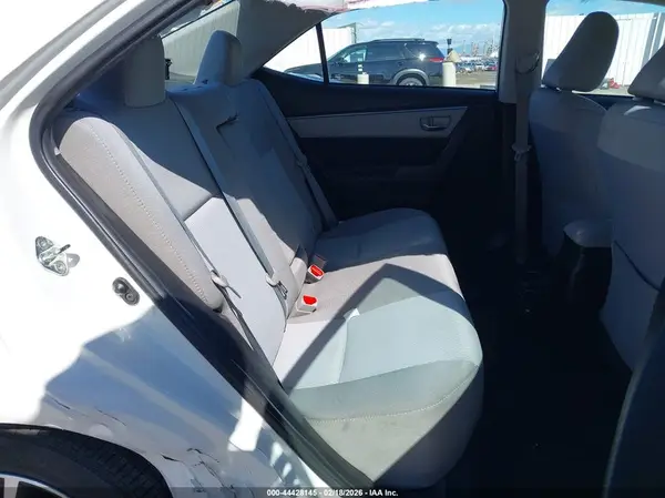 5YFBURHE6GP382150 2016 TOYOTA COROLLA - Image 8