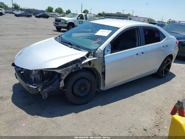 5YFBURHE6GP382536 2016 TOYOTA COROLLA - Image 2