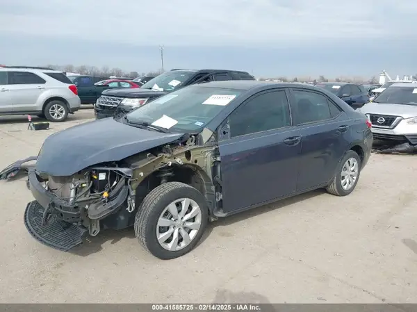 5YFBURHE6GP384478 2016 TOYOTA COROLLA - Image 2