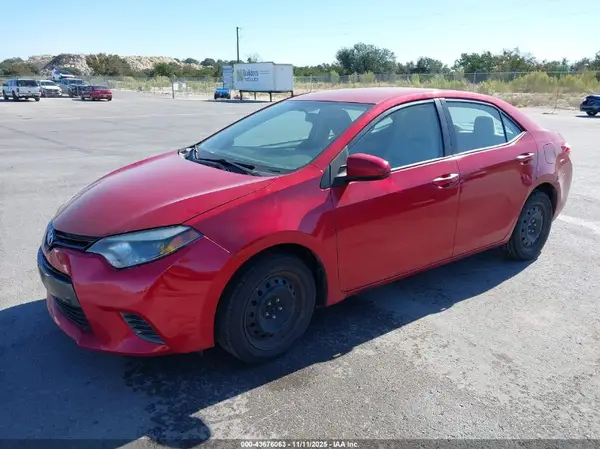 5YFBURHE6GP386344 2016 TOYOTA COROLLA - Image 2