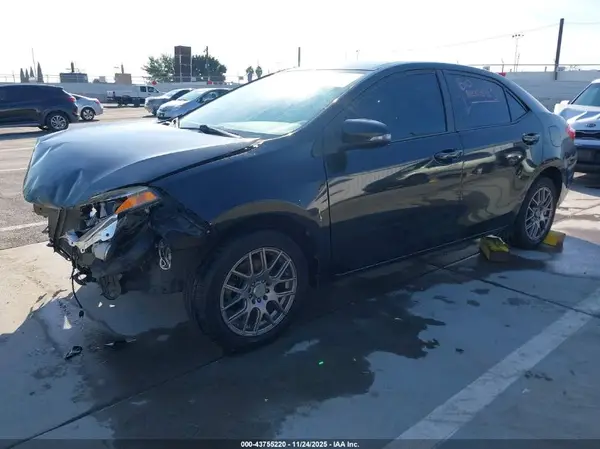5YFBURHE6GP387087 2016 TOYOTA COROLLA - Image 2