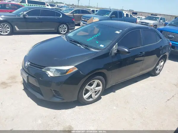 5YFBURHE6GP387204 2016 TOYOTA COROLLA - Image 2
