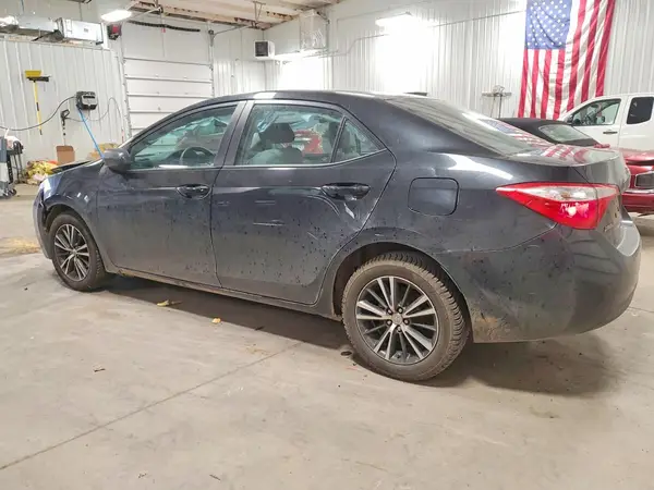 5YFBURHE6GP389423 2016 TOYOTA COROLLA - Image 2