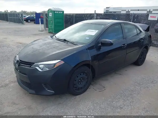 5YFBURHE6GP392547 2016 TOYOTA COROLLA - Image 2