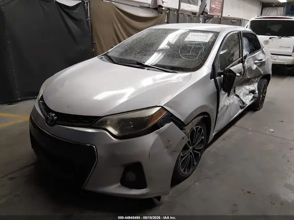 5YFBURHE6GP397229 2016 TOYOTA COROLLA - Image 2