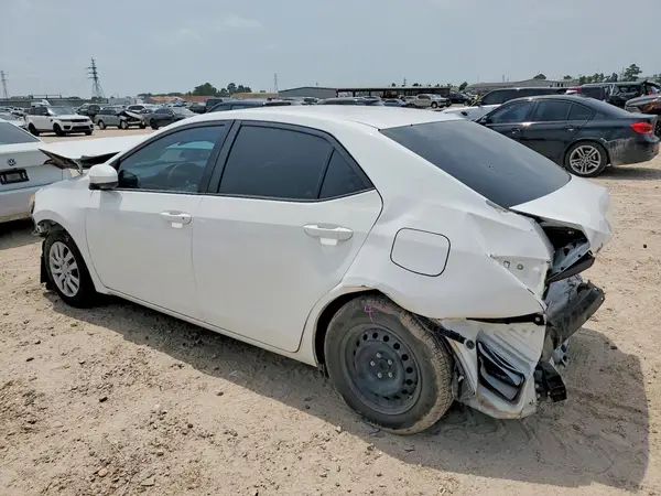 5YFBURHE6GP400260 2016 TOYOTA COROLLA - Image 2