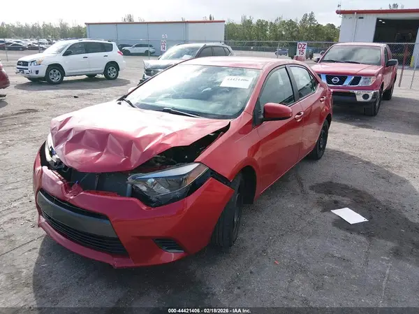 5YFBURHE6GP400985 2016 TOYOTA COROLLA - Image 2