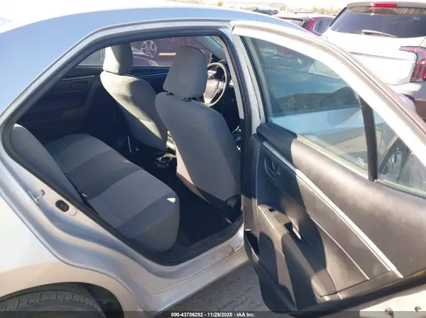 5YFBURHE6GP401666 2016 TOYOTA COROLLA - Image 8