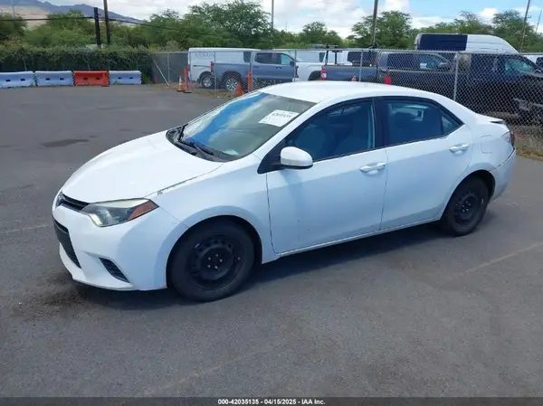 5YFBURHE6GP406186 2016 TOYOTA COROLLA - Image 2
