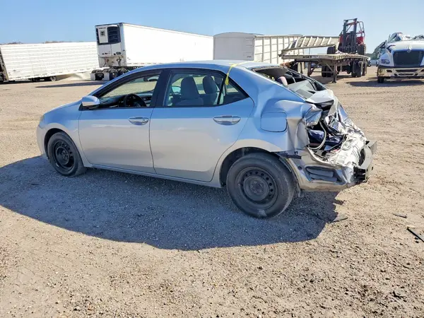 5YFBURHE6GP408570 2016 TOYOTA COROLLA - Image 2