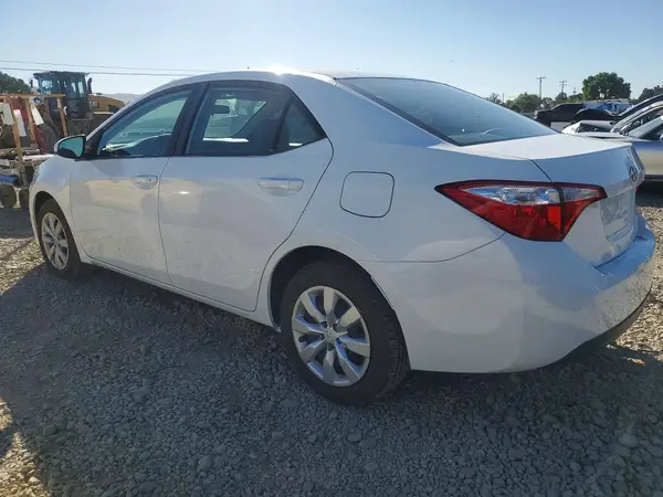 5YFBURHE6GP413641 2016 TOYOTA COROLLA - Image 2