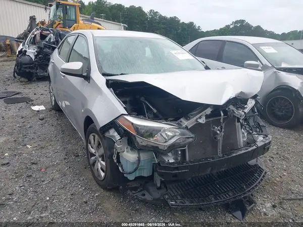 5YFBURHE6GP413977 2016 TOYOTA COROLLA - Image 1