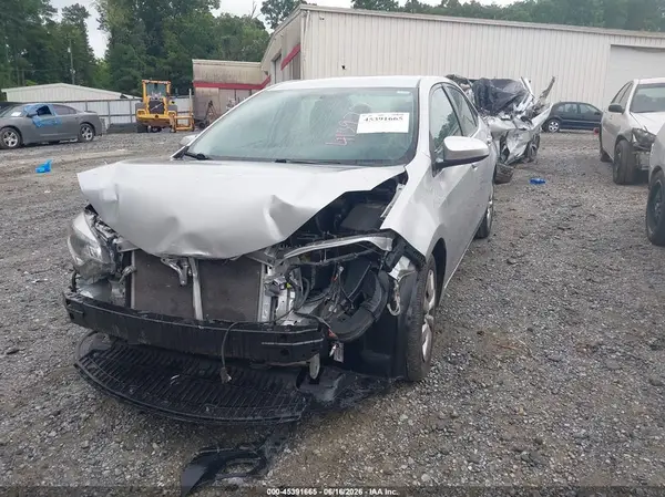 5YFBURHE6GP413977 2016 TOYOTA COROLLA - Image 2
