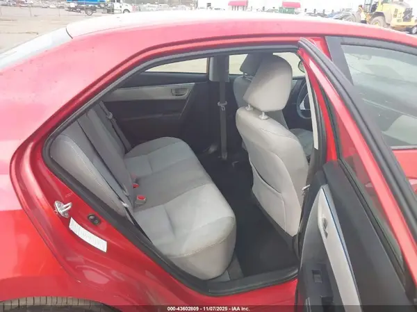 5YFBURHE6GP417737 2016 TOYOTA COROLLA - Image 8