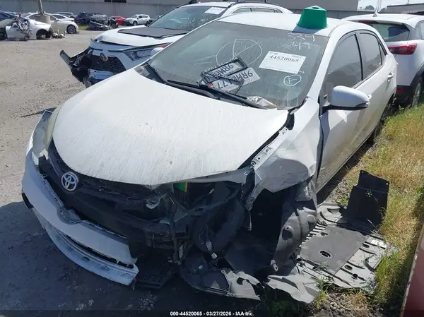 5YFBURHE6GP419598 2016 TOYOTA COROLLA - Image 2