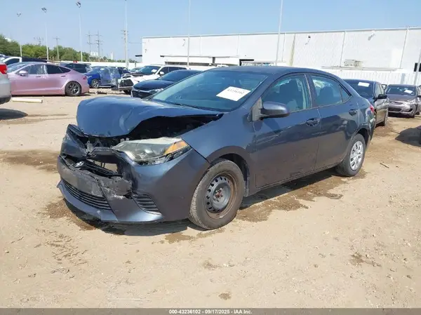 5YFBURHE6GP422016 2016 TOYOTA COROLLA - Image 2