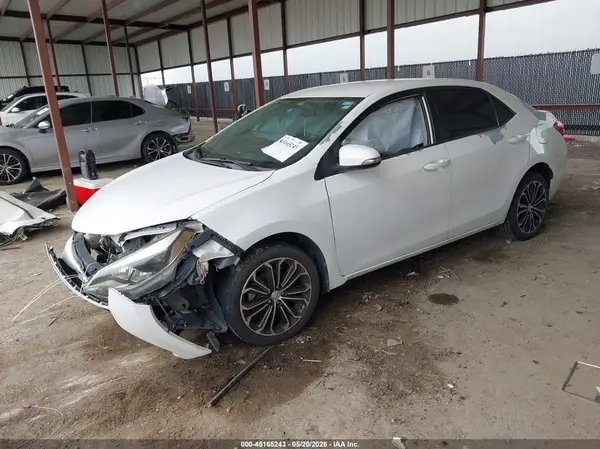 5YFBURHE6GP423229 2016 TOYOTA COROLLA - Image 2