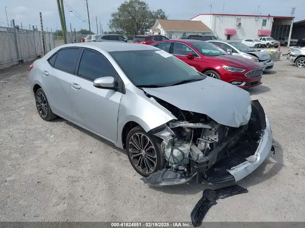5YFBURHE6GP424672 2016 TOYOTA COROLLA - Image 1