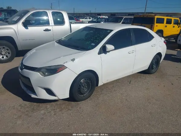 5YFBURHE6GP427099 2016 TOYOTA COROLLA - Image 2