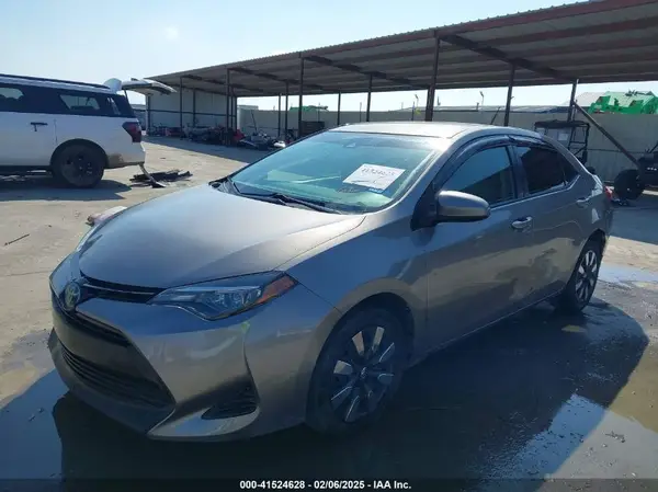 5YFBURHE6GP428463 2016 TOYOTA COROLLA - Image 2