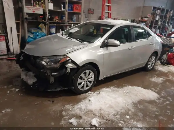 5YFBURHE6GP433341 2016 TOYOTA COROLLA - Image 2