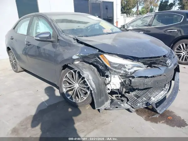 5YFBURHE6GP435574 2016 TOYOTA COROLLA - Image 1