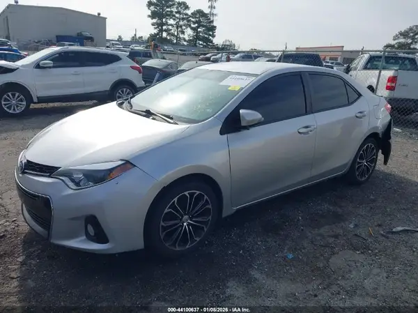 5YFBURHE6GP442475 2016 TOYOTA COROLLA - Image 2