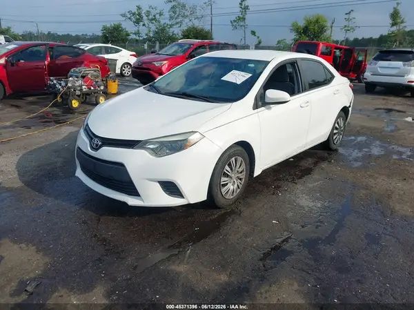 5YFBURHE6GP453783 2016 TOYOTA COROLLA - Image 2